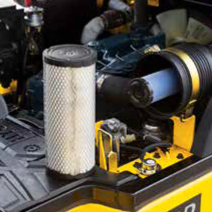  Easily Accessible Air Cleaner