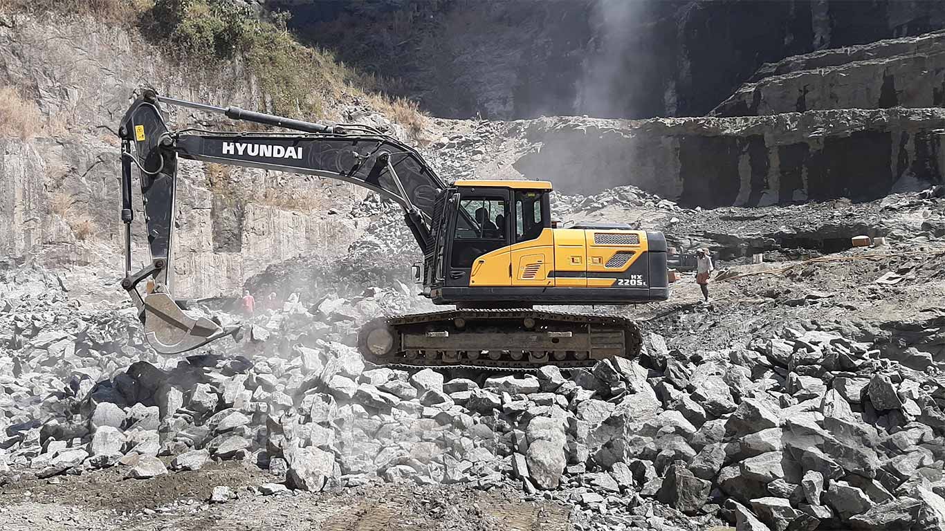 Crawler Mining Excavator HX 220L